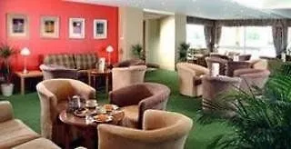 Quality Leeds Selby Hotel 3*